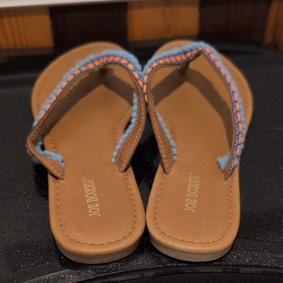 Joe Boxer Beautifully Decorative Flip Flop Sandals, Very Comfy Size 8 - Picture 2 of 9